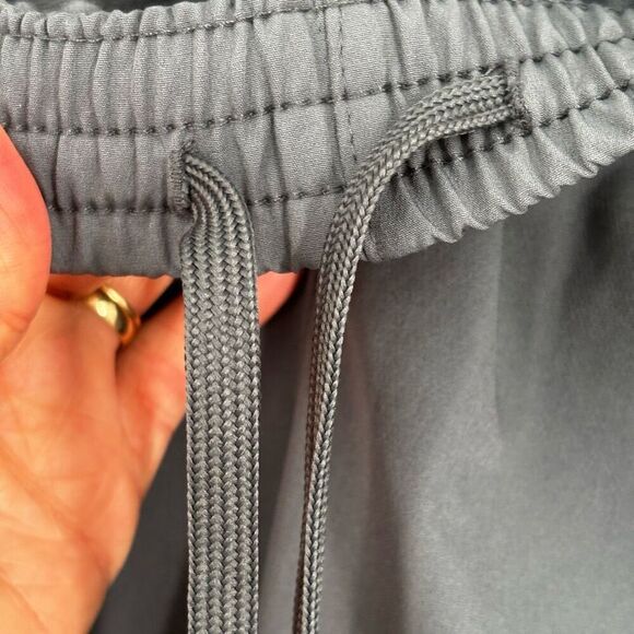 New Balance All Motion 4 Way Stretch Brushed Inside Track Pants Gray Small NWT - Picture 11 of 13